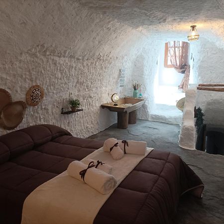 Pensjonat Cueva La Trapera Benamaurel Zewnętrze zdjęcie
